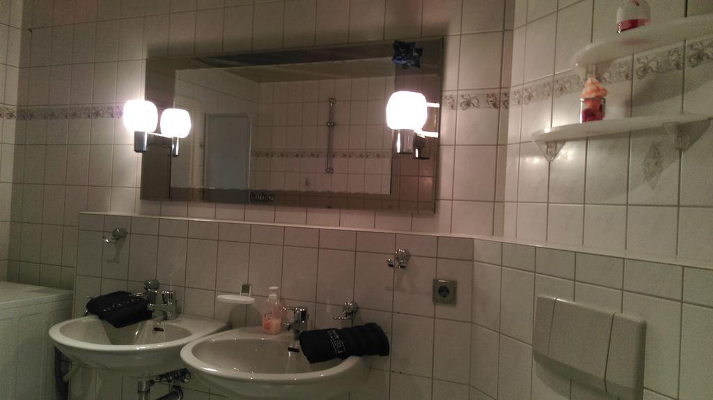 Pension Remenar & Lorenz Zeithain Room photo